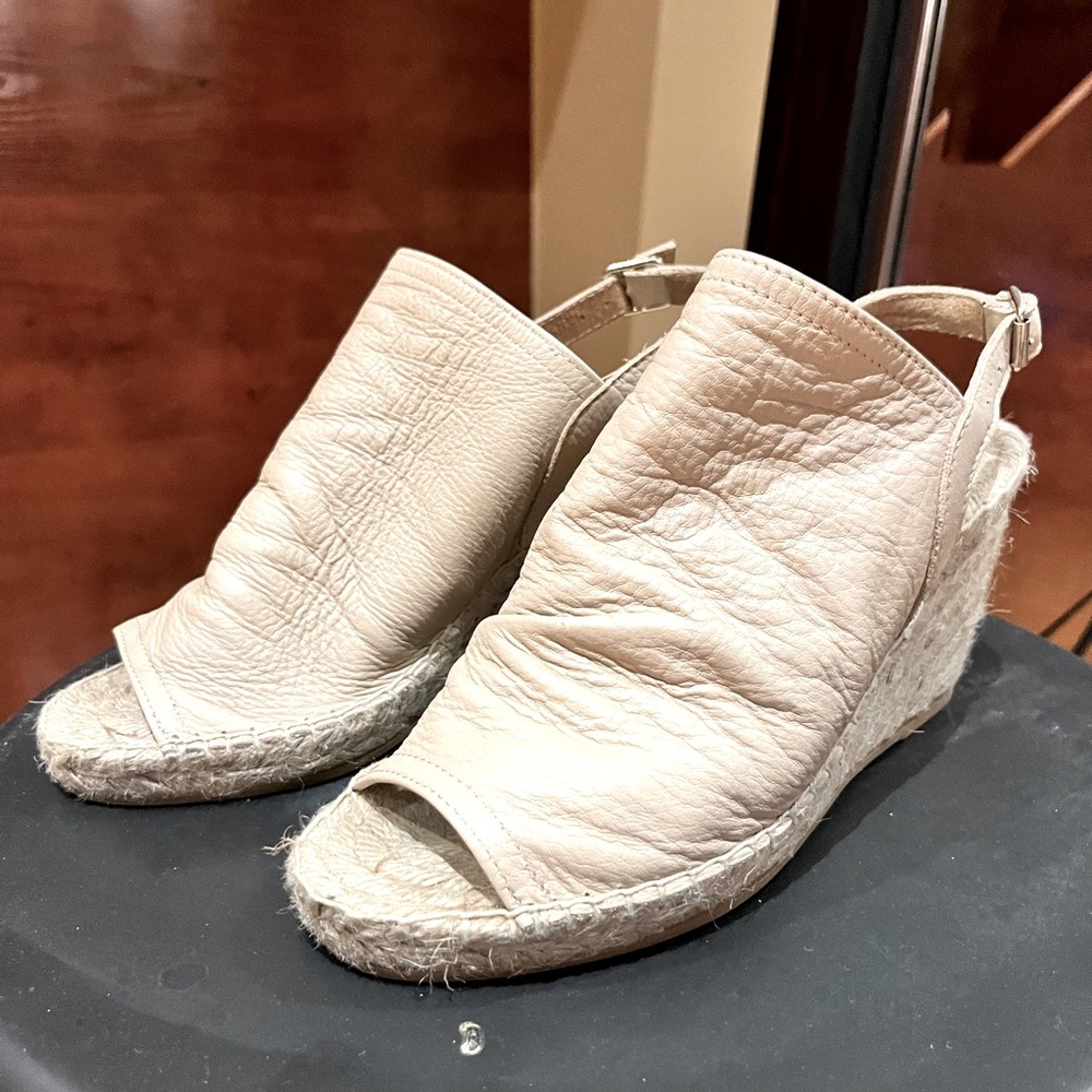 Intervalle wedges with sisal heel in cream beige size 7
